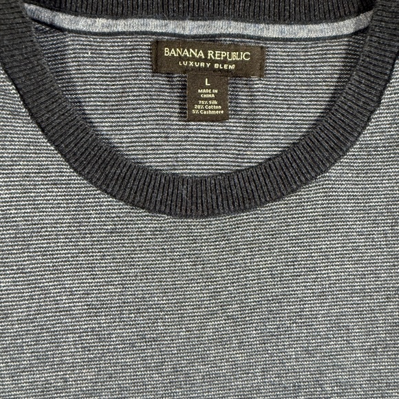 Banana Republic Sweater Mens Size Large Navy Luxury Silk Blend Crewneck - Picture 4 of 12